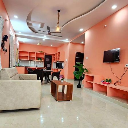 Ruhithahomestay- Ac Rooms-Free Wifi- Android Tv - Near To Alipiri- Door Service Tirupati Exterior foto